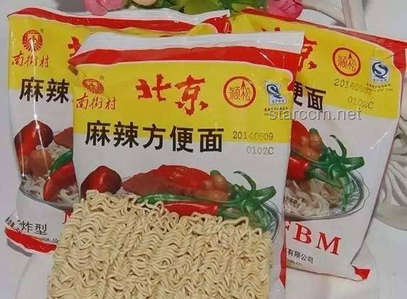 现在的食品科技发达，腐乳与方便面调料谁更胜一筹在“鲜”味比拼？