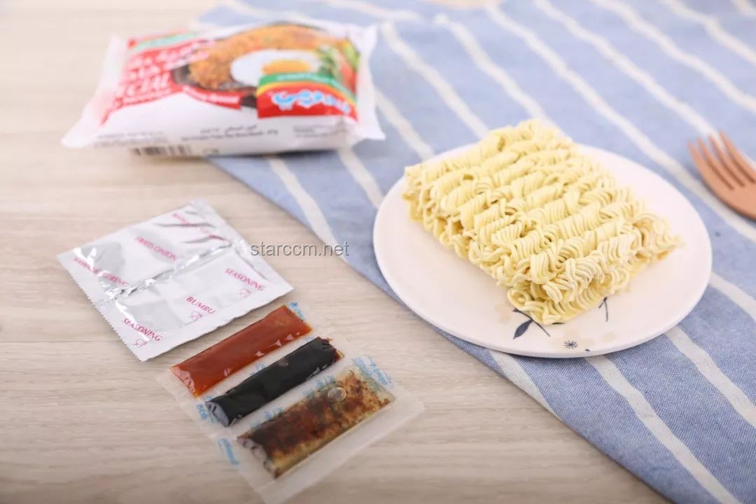 现在的食品科技发达，腐乳与方便面调料谁更胜一筹在“鲜”味比拼？