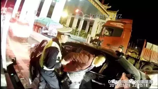 美国连环命案疑云：13具尸体背后的公共安全挑战